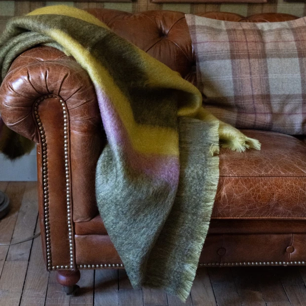 Plaid Victoria 100% Mohair